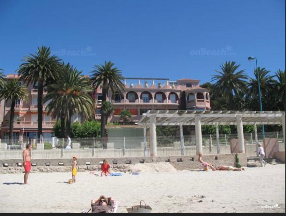 L Annexe 50M De La Plage 방돌 외부 사진